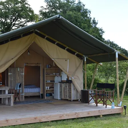 Charmecamping Domaine Bleu Celeste Kemp *